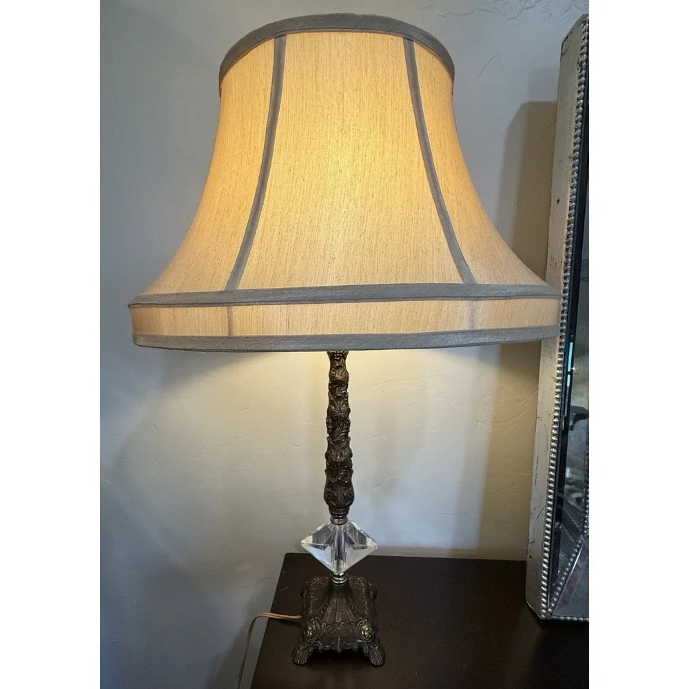 vintage mid-century Hollywood Regency-style table lamp Art Deco Decorative 18